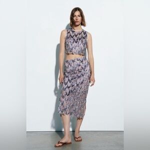 Zara Metallic Multicolored Luxury Sequin High Waisted Skirt Scalloped Hem Sz‎ S